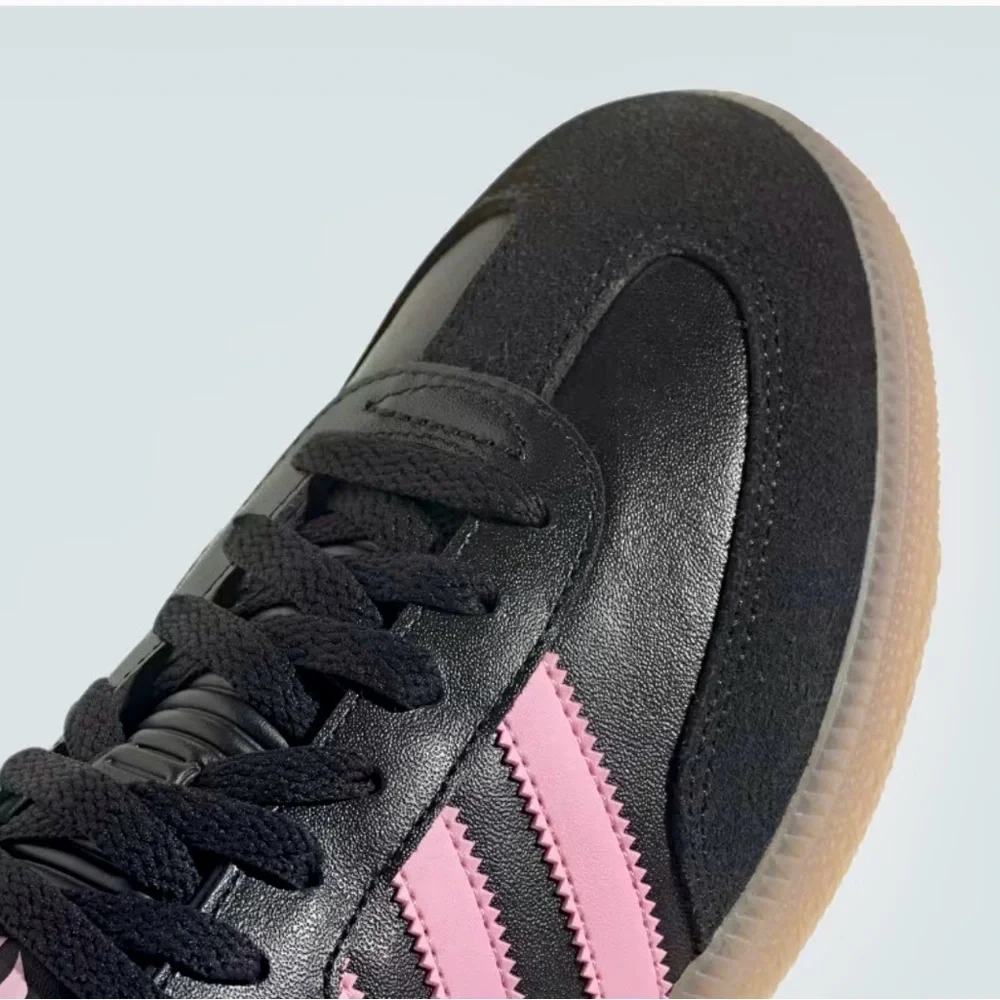 NIB ADIDAS MESSI SAMBA MENS INDOOR SOCCER LEATHER SHOES CORE BLACK/PINK SZ10 - Picture 7 of 17